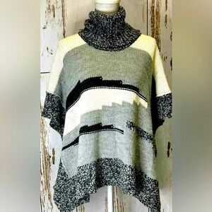 Graziella Nebbia Gray/White/Black Turtle Neck Knit Poncho Wool Blend Sweater S/M